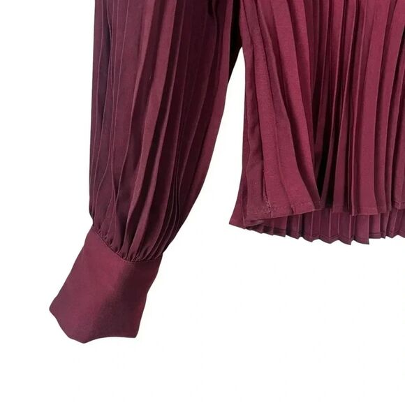 Express Red Pleated Long Sleeve Blouse Size Medium - Picture 2 of 7